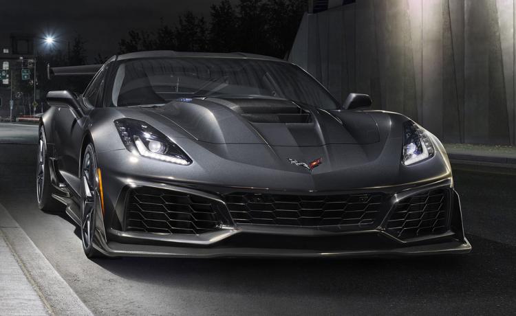 2019-chevrolet-corvette-zr1-gray-front.