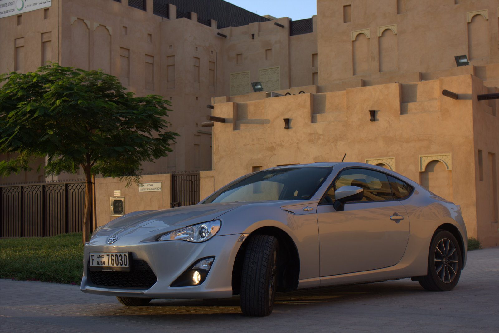 2012-Toyota-86-sd3q.jpg