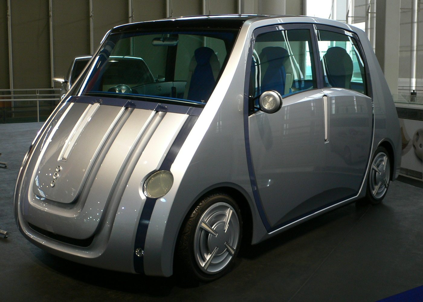 4034069Toyota_pod_01.jpg