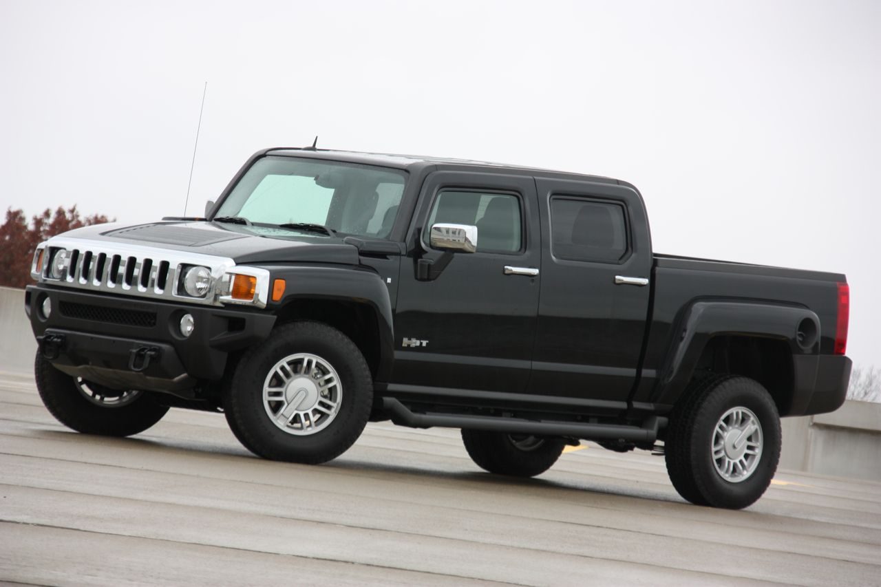 422902010-hummer-h3t-4.jpg