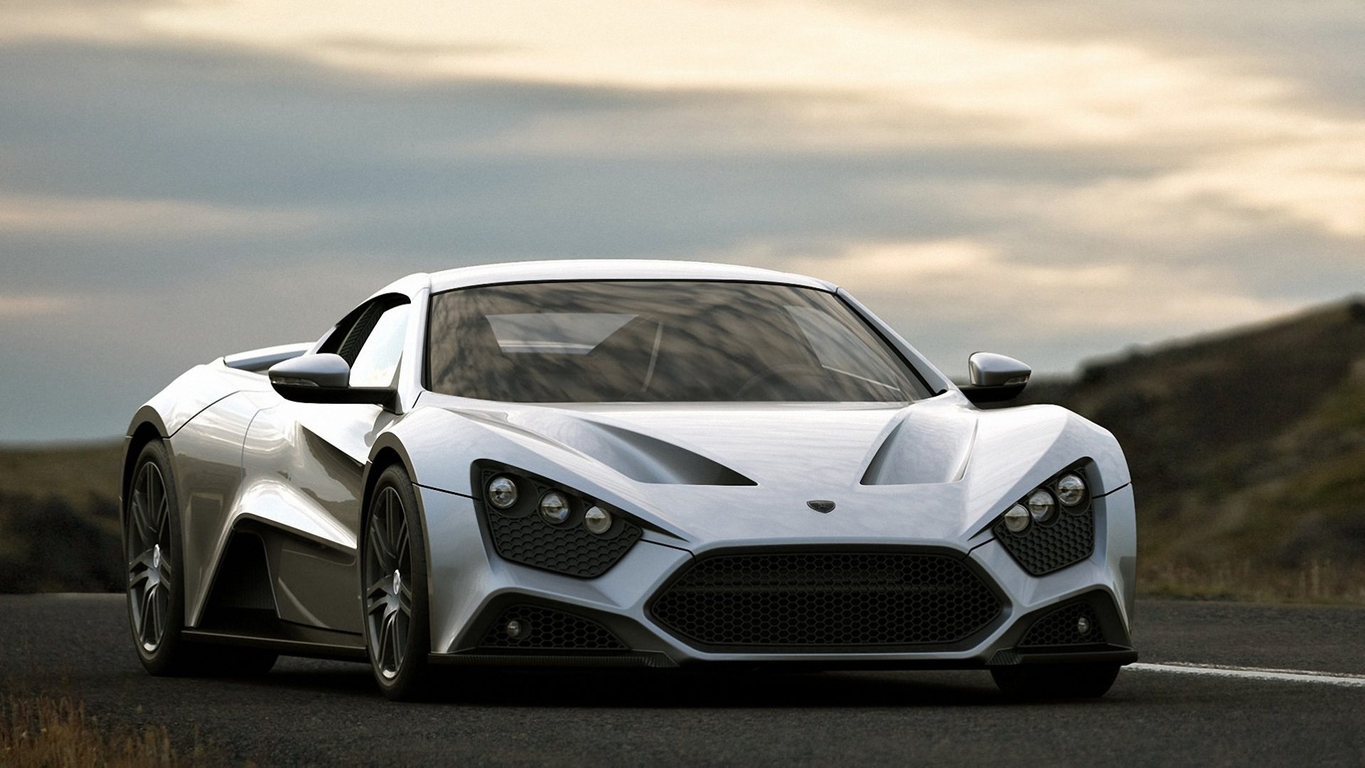 4972184Zenvo-ST1-Front-Wallpapers.jpg