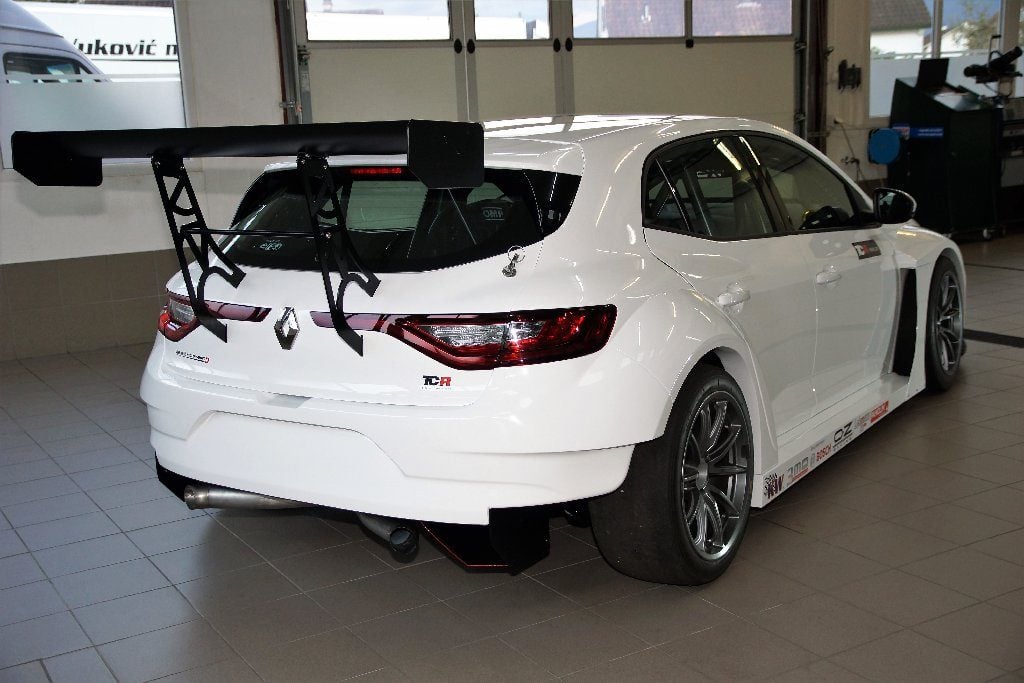 KW_Competition_Vukovic_Motorsport_Megane_TCR_002.jpg