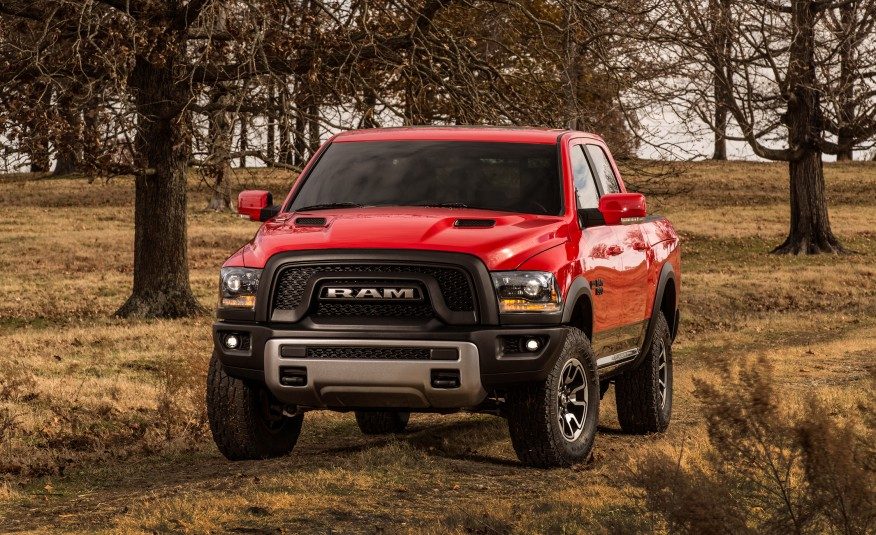 2015-Ram-1500-Rebel-115-876x535.jpg