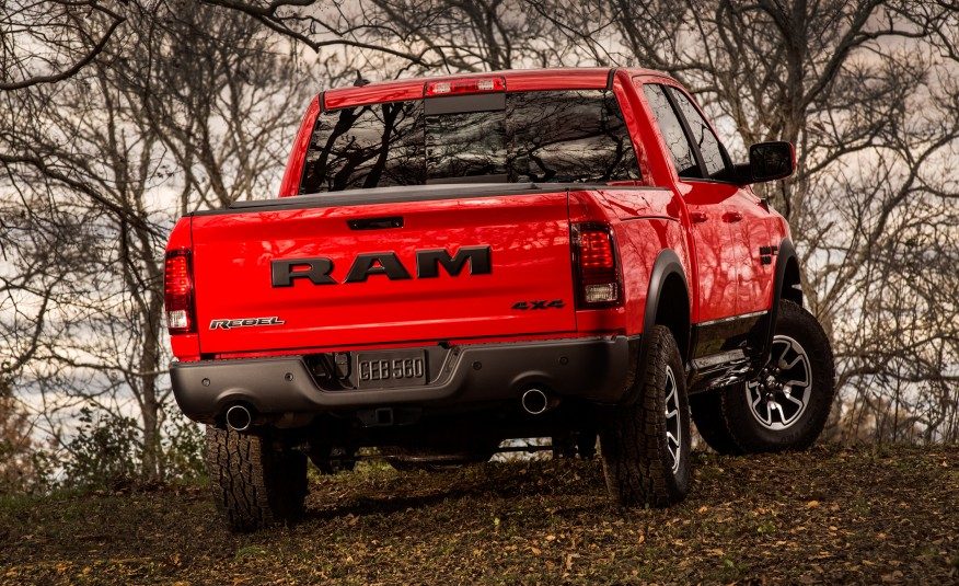 2015-Ram-1500-Rebel-120-876x535.jpg