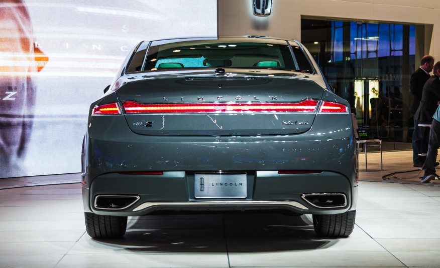 2017-Lincoln-MKZ-1051-876x535.jpg