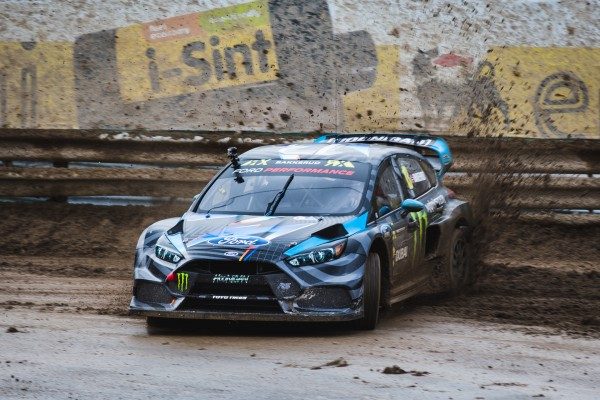 Ford-Focus-RS-RX-Makes-Rallycross-Debut-in-Portugal-600x400.jpg