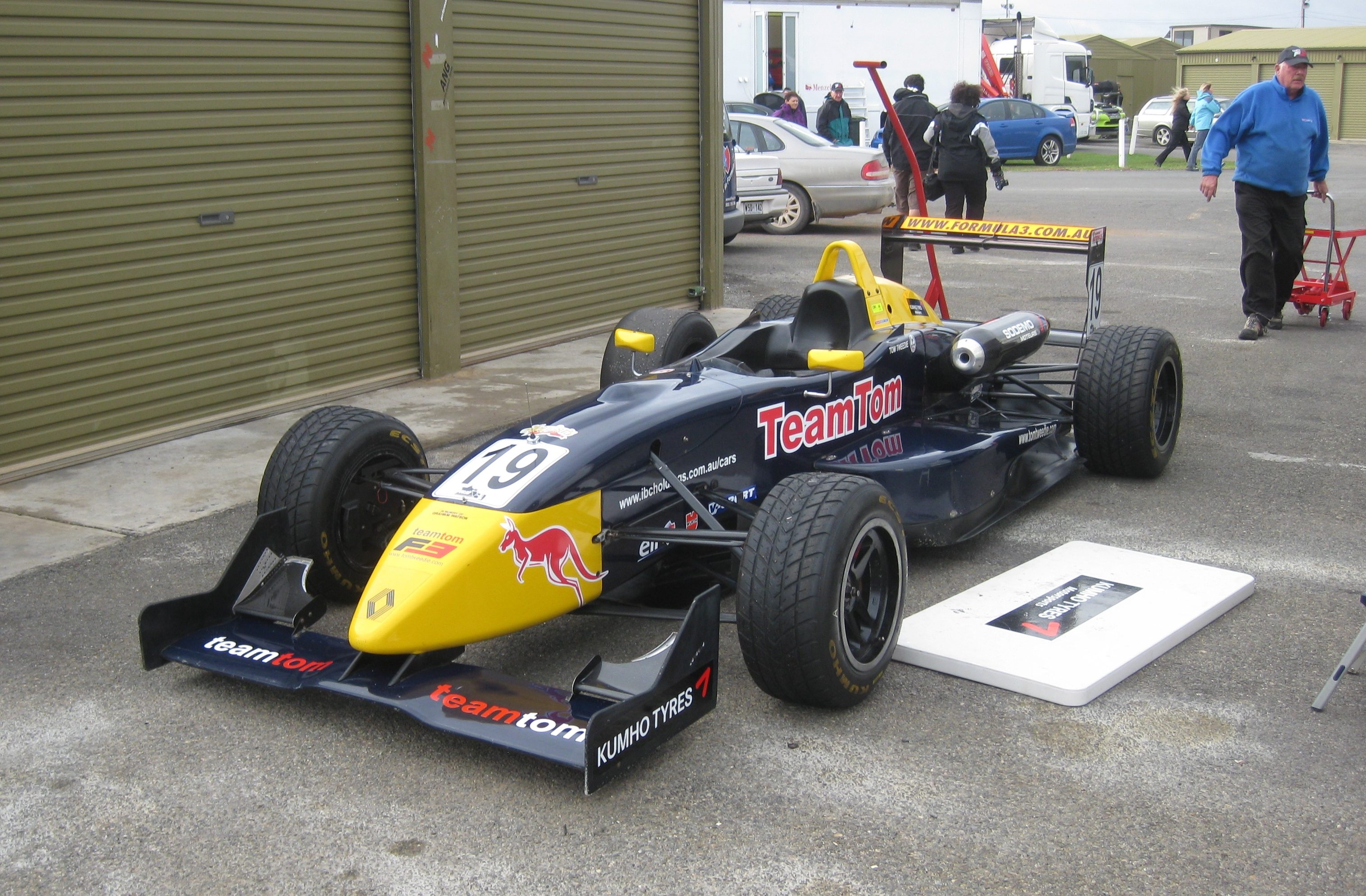 dallara-f304-01.jpg