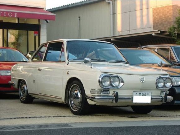 1966_Hino_Contessa_Japan_For_Sale_Front_resize.jpg