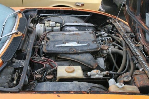 1971_Alfa_Romeo_Montreal_Project_Car_Orange_For_Sale_Engine_resize.jpg