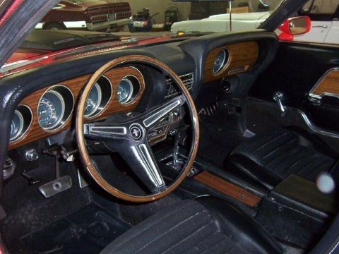 1970_Ford_Mustang_Mach_1_Fastback_Interior_1.jpg