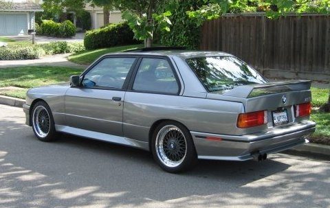 1988_BMW_E30_M3_Rear_1.JPG