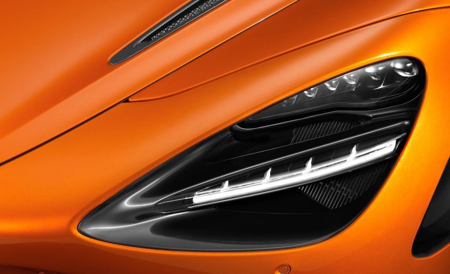 2018-McLaren-720s-headlights.jpg