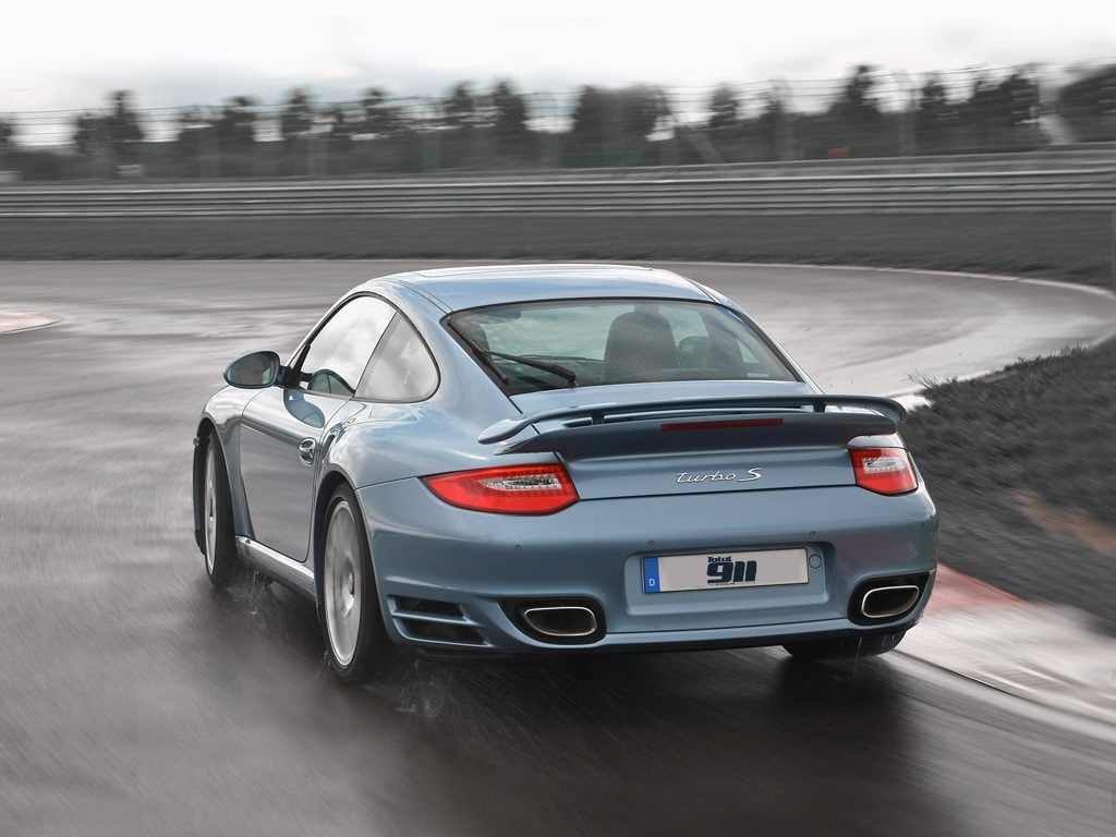 Купить порше купе. Порше 911 997 турбо. Порше 911 турбо с. Porsche 911 Turbo. Porsche 911 Turbo s Coupe.