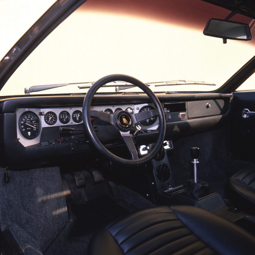 lamborghini_urraco_in_72-75.jpg