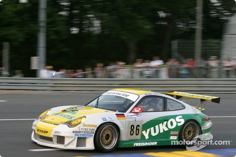 lemans-24-hours-of-le-mans-2004-86-freisinger-motorsport-porsche-911-gt3-rsr-nikolai-vasil.jpg