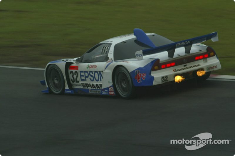 supergt-sugo-2004-tsugio-matsuda-andre-lotterer.jpg