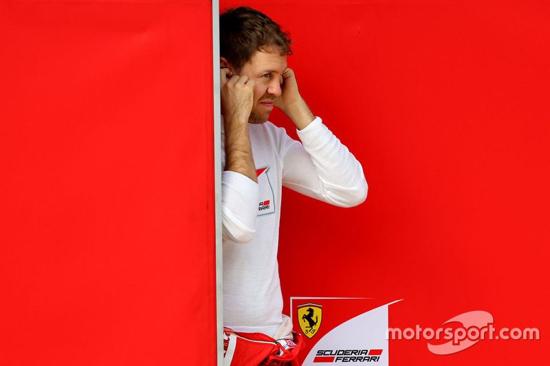 f1-barcelona-february-testing-2016-sebastian-vettel-ferrari.jpg