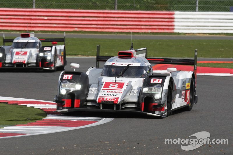 wec-silverstone-2015-8-audi-sport-team-joest-audi-r18-e-tron-quattro-lucas-di-grassi-loic.jpg