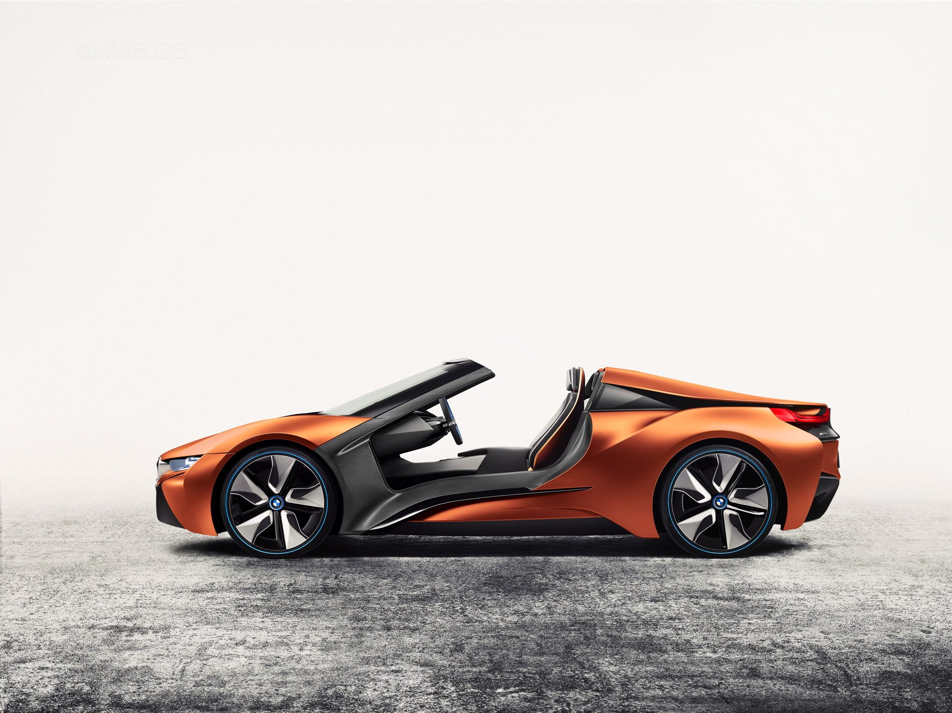 BMW-i-Vision-Future-Interaction-images-13.jpg