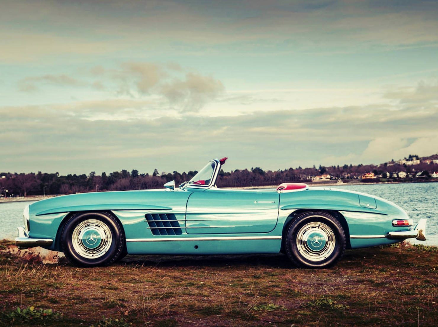 Mercedes-Benz-300-SL-Roadster-8_Fotor.jpg