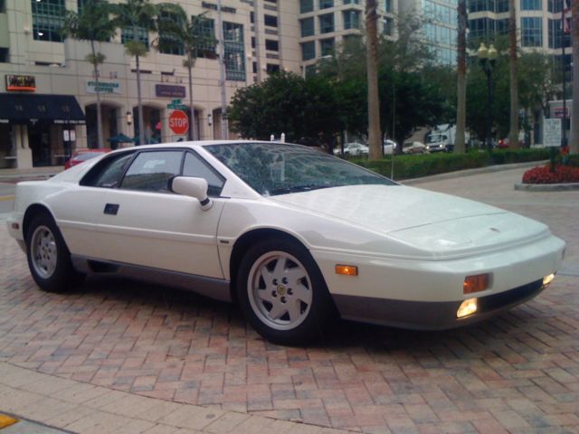 rare-lotus-esprit-turbo-white-with-dark-gray-interior-in-great-condition-now-9.jpg