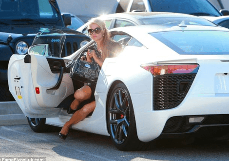 paris-hilton-and-lexus-lf-a-gallery.png