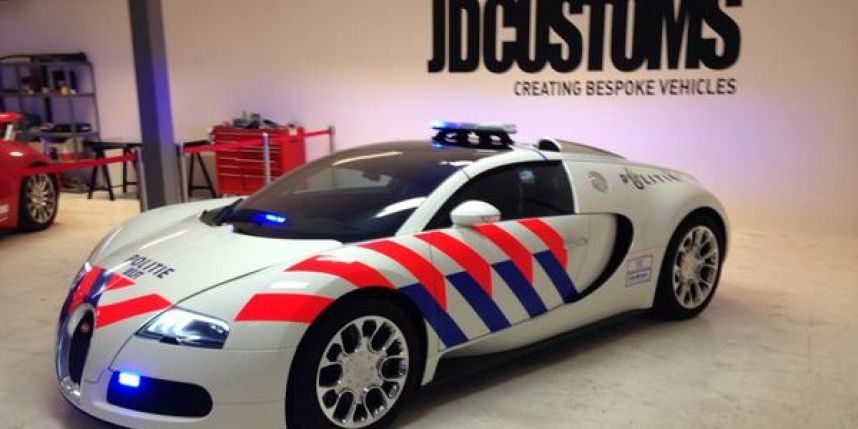 BugattiVeyron.jpeg