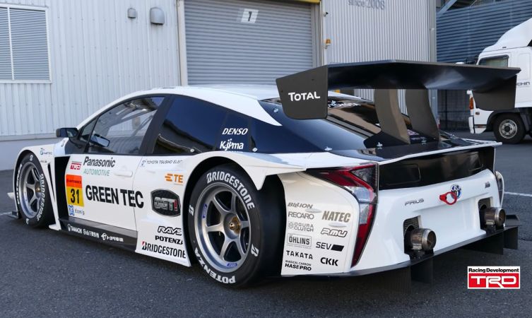 Toyota-Prius-GT300.jpg