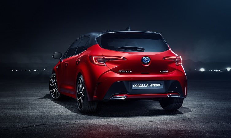 2019-Corolla-rear.jpg