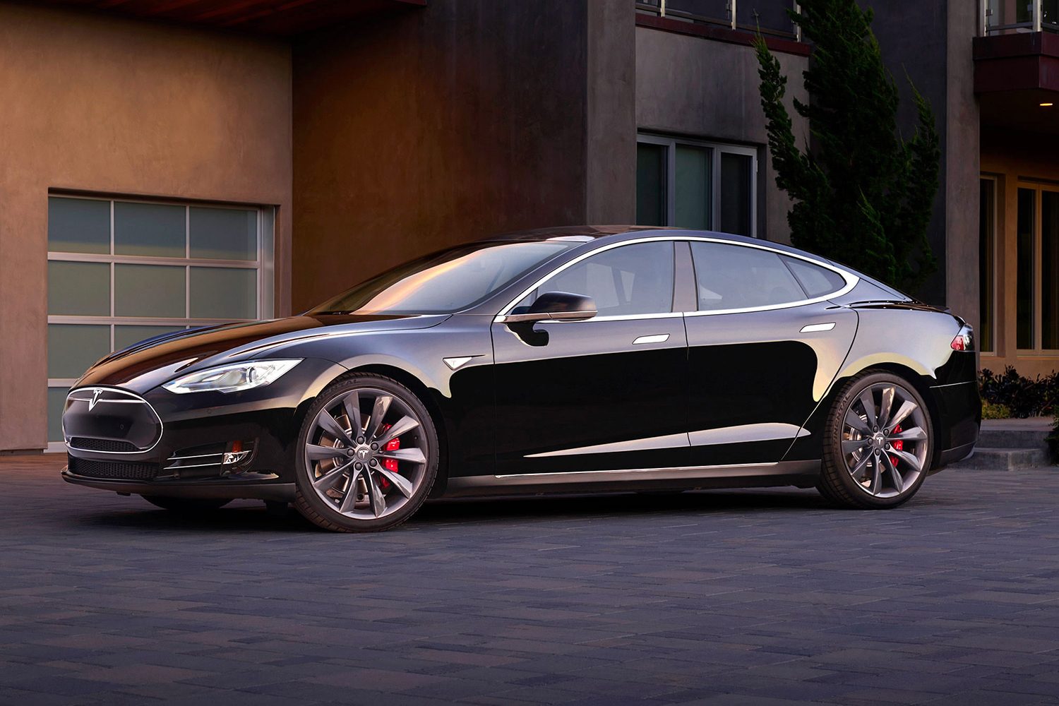 Tesla-Model-S.jpg