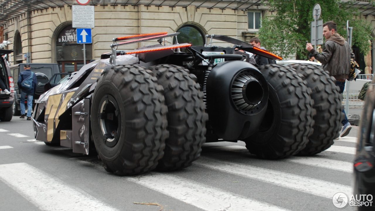 batmobile-tumbler-c742524052013210141_10.jpg