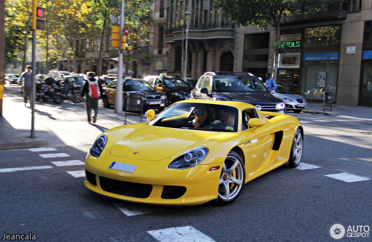 porsche-carrera-gt-c730906112013182232_3.jpg