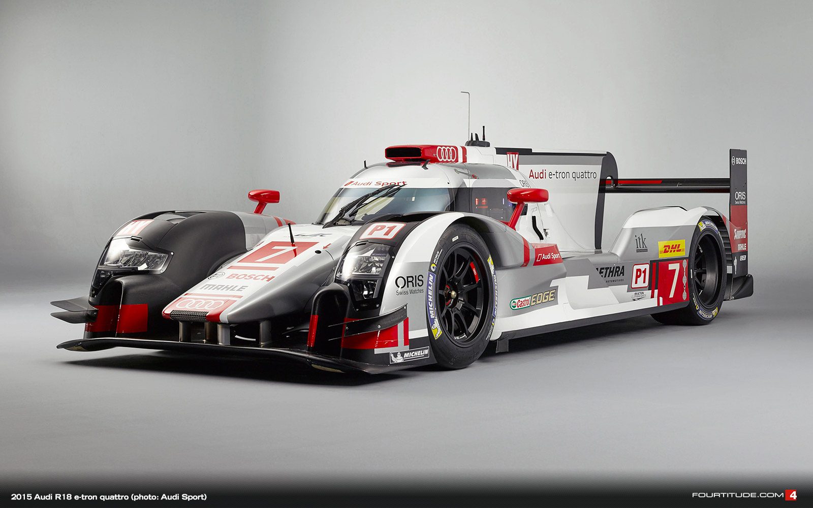 2015-Audi-R18-e-tron-quattro-lmp1-281.jpg