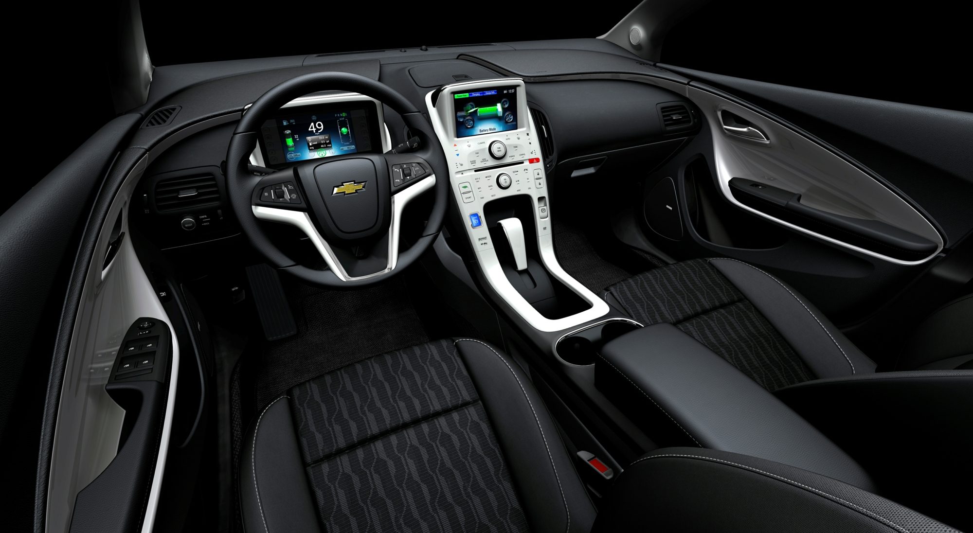 volt_interior_jet_black_seats_ceramic_accents_w_cloth-resized.jpg