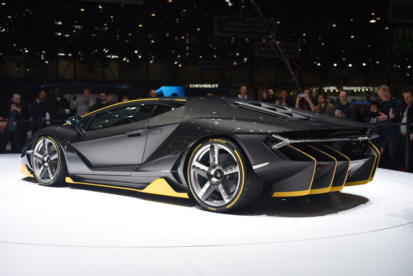 Lamborghini-Centenario2.jpg