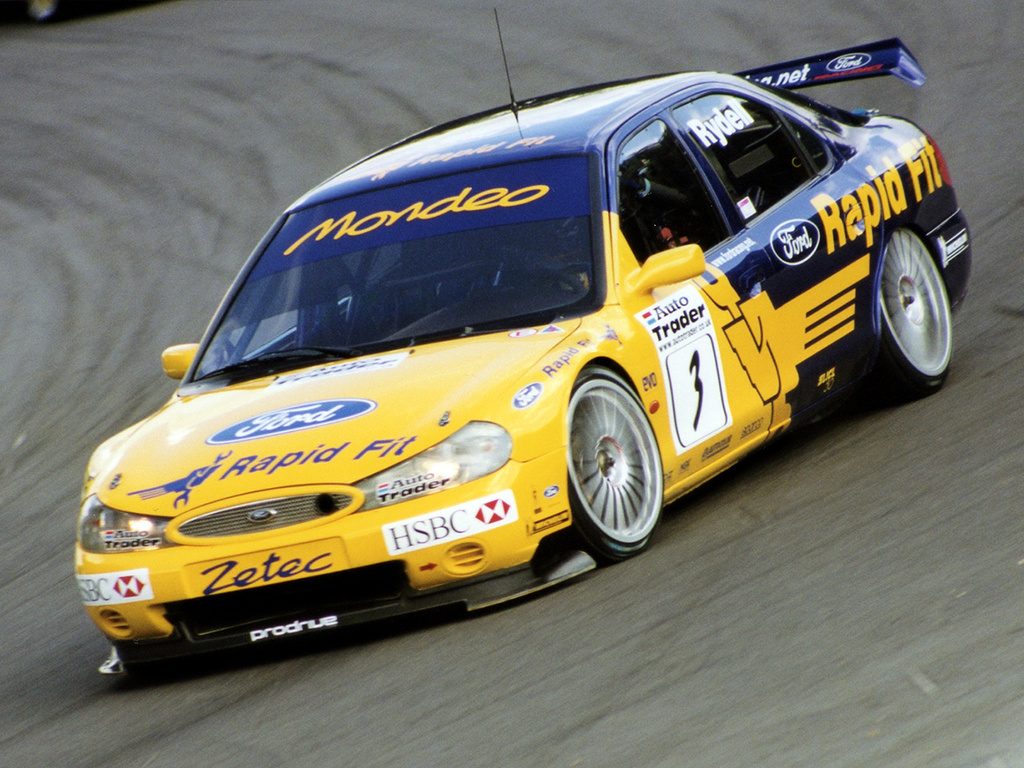 ford_mondeo_btcc_4.jpg