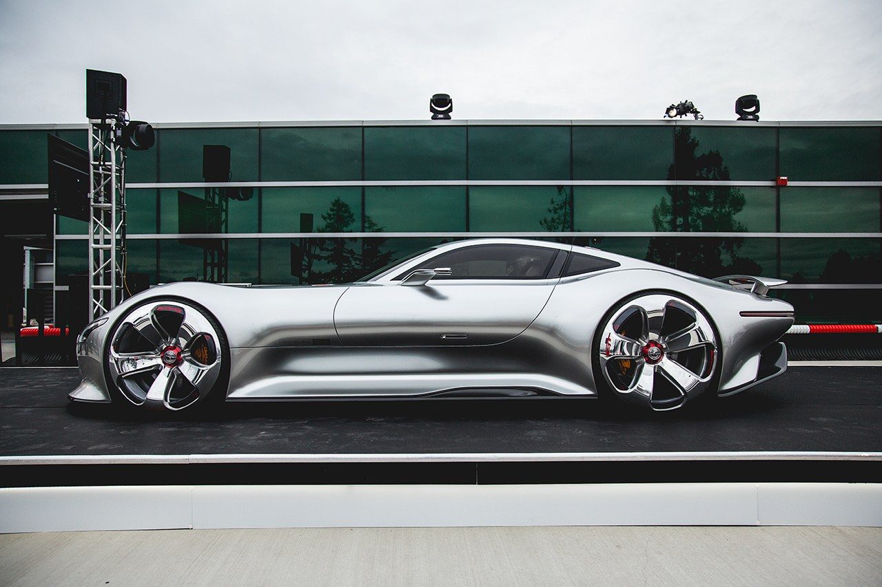 mercedes-benz-amg-vision-gran-turismo-13.jpg