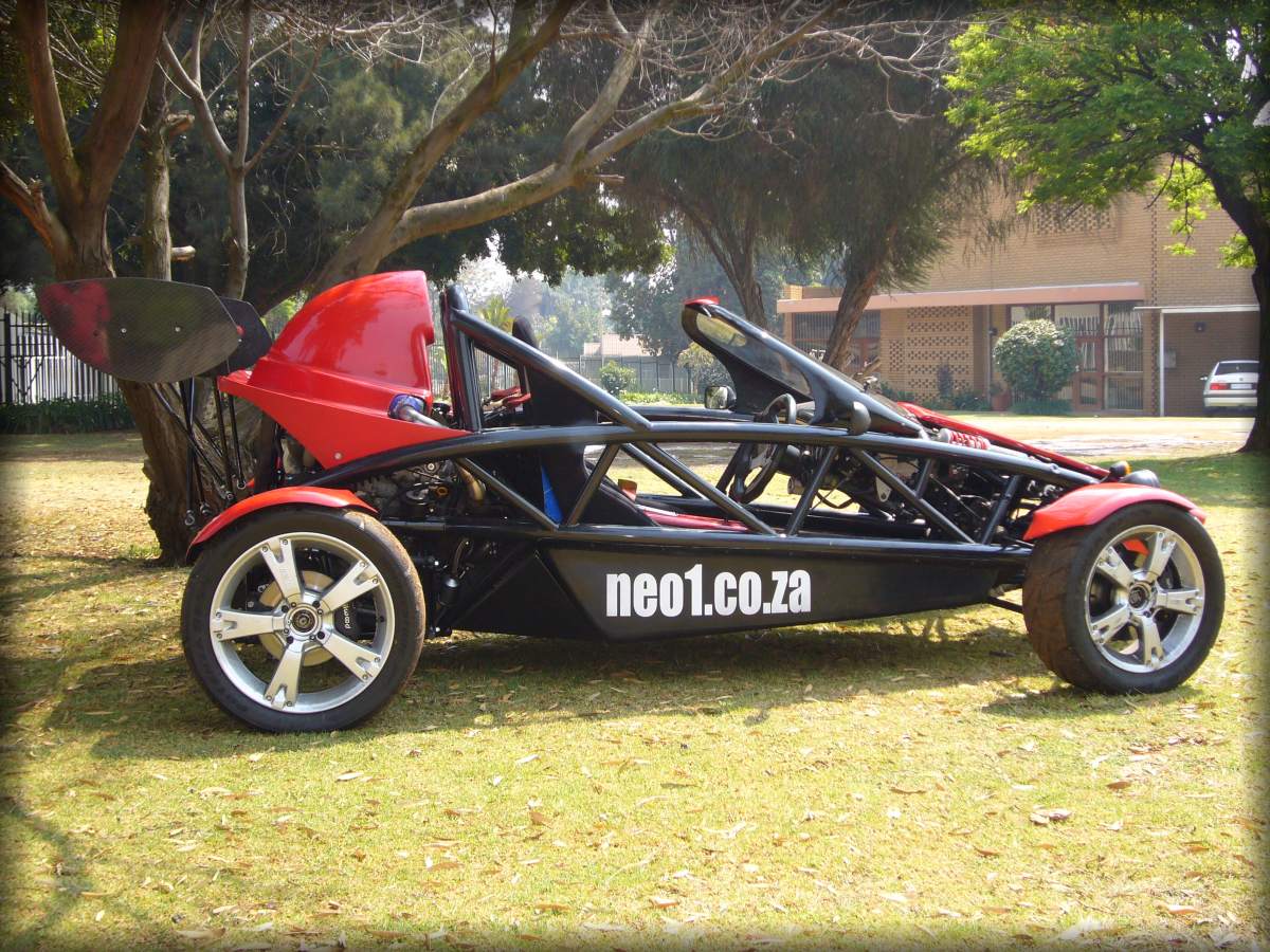 Neo1_300_Sports_car.jpg