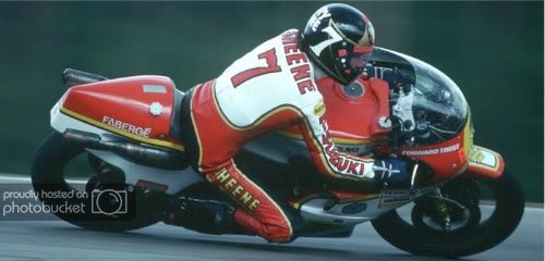 1977_Barry_Sheene_500cc-vi.jpg