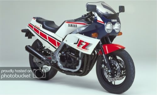 1984_FZ400R_SW_3.jpg