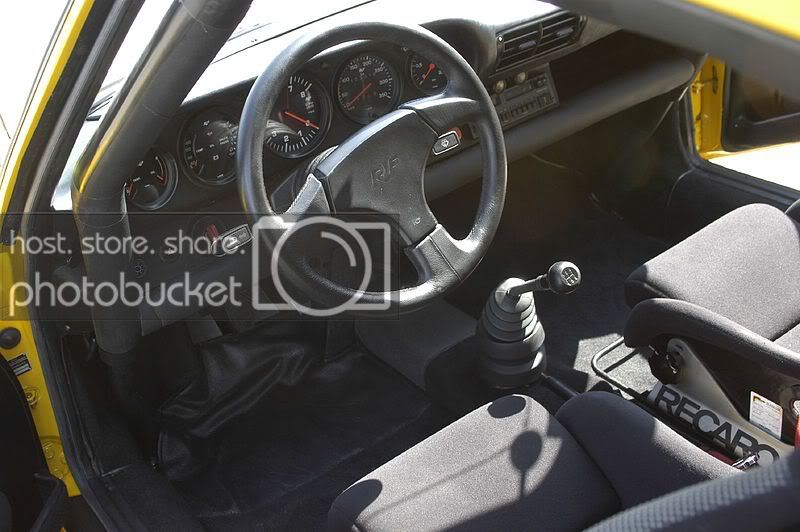 800px-Ruf_CTR_Yellowbird_interior.jpg