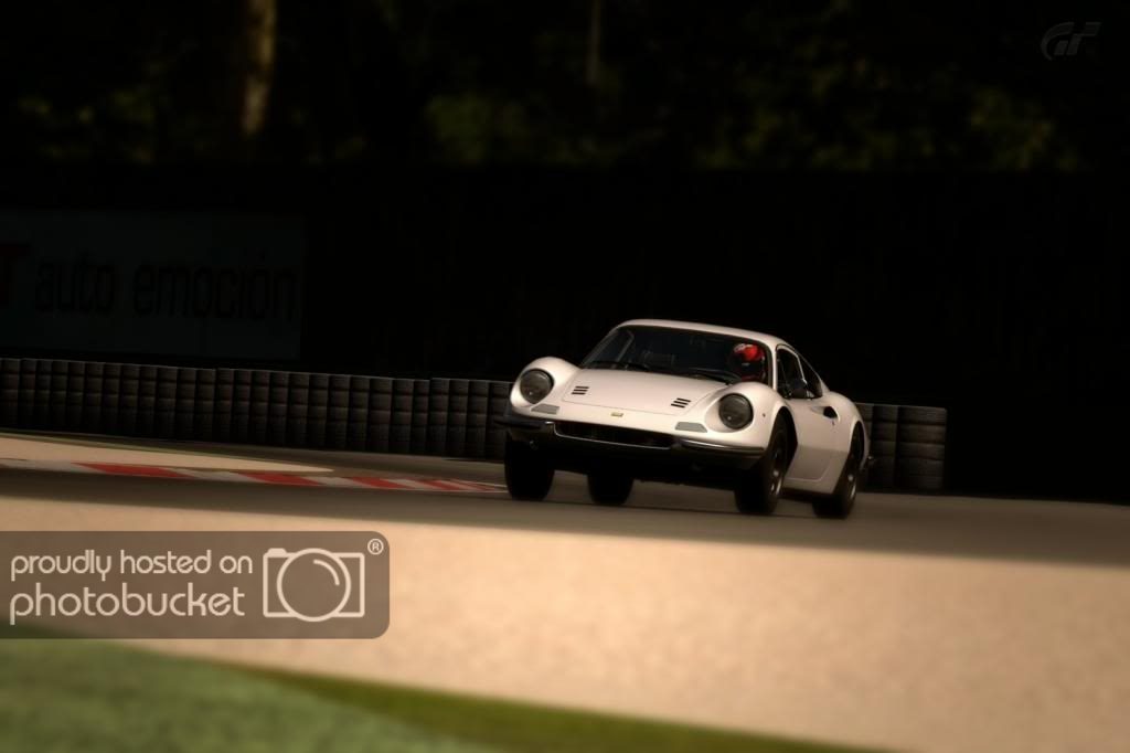 AutodromoNazionaleMonza_3_zpsafcbc590.jpg