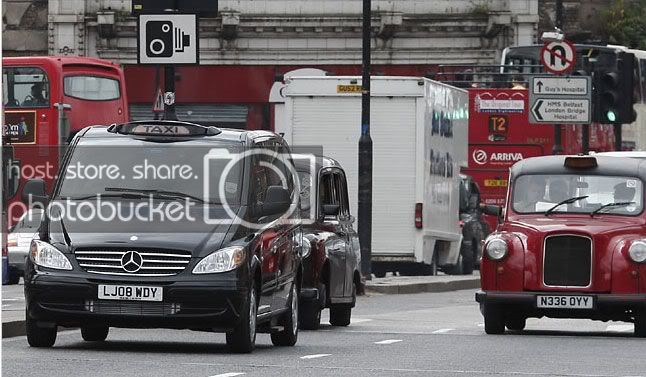 new-mercedes-london-taxi.jpg