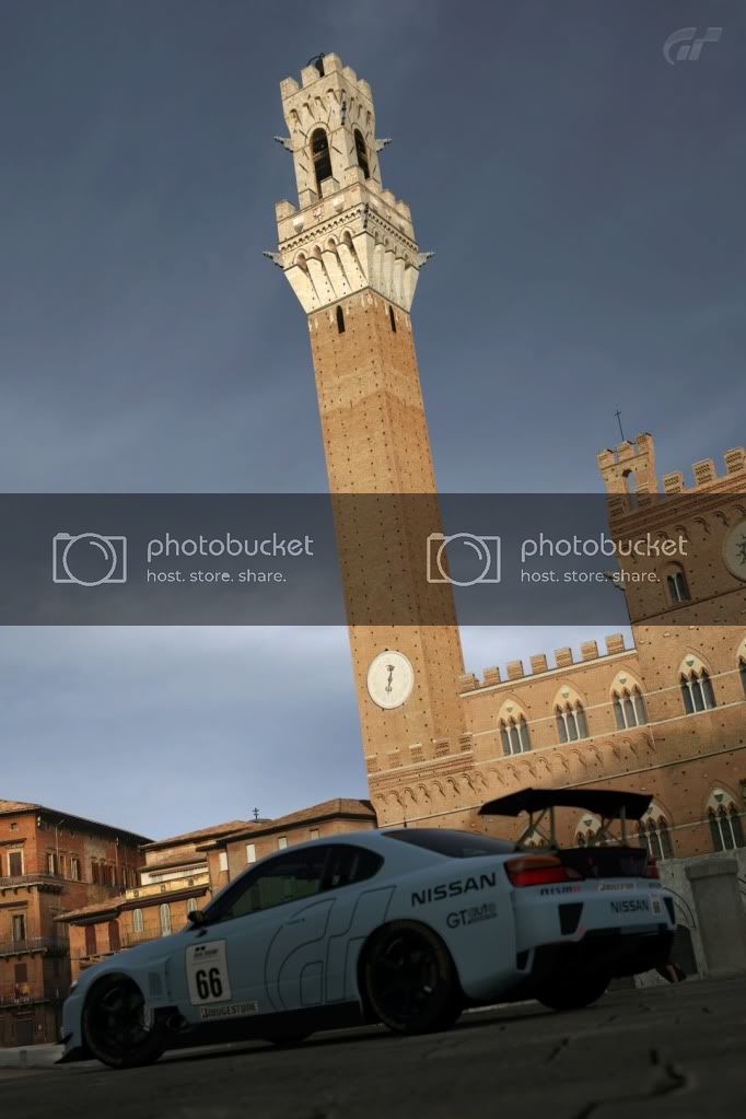Siena-PiazzadelCampo.jpg