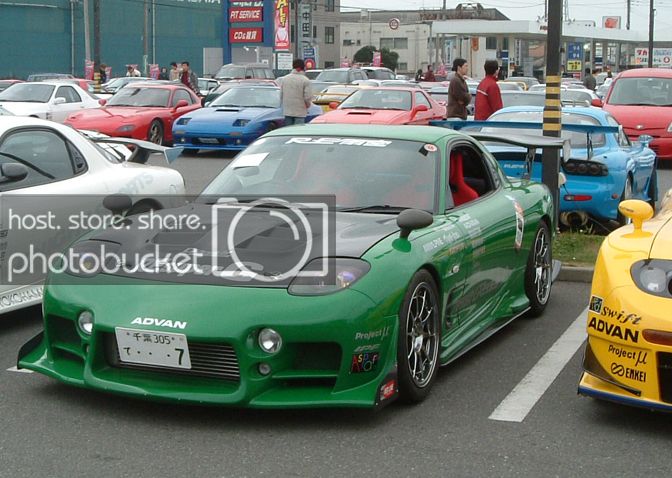 MazdaRX-7FD3SRE-AmemiyaGReddyFront.jpg