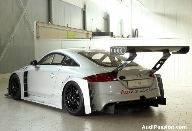 audi-sport-tt-rs-005.jpg