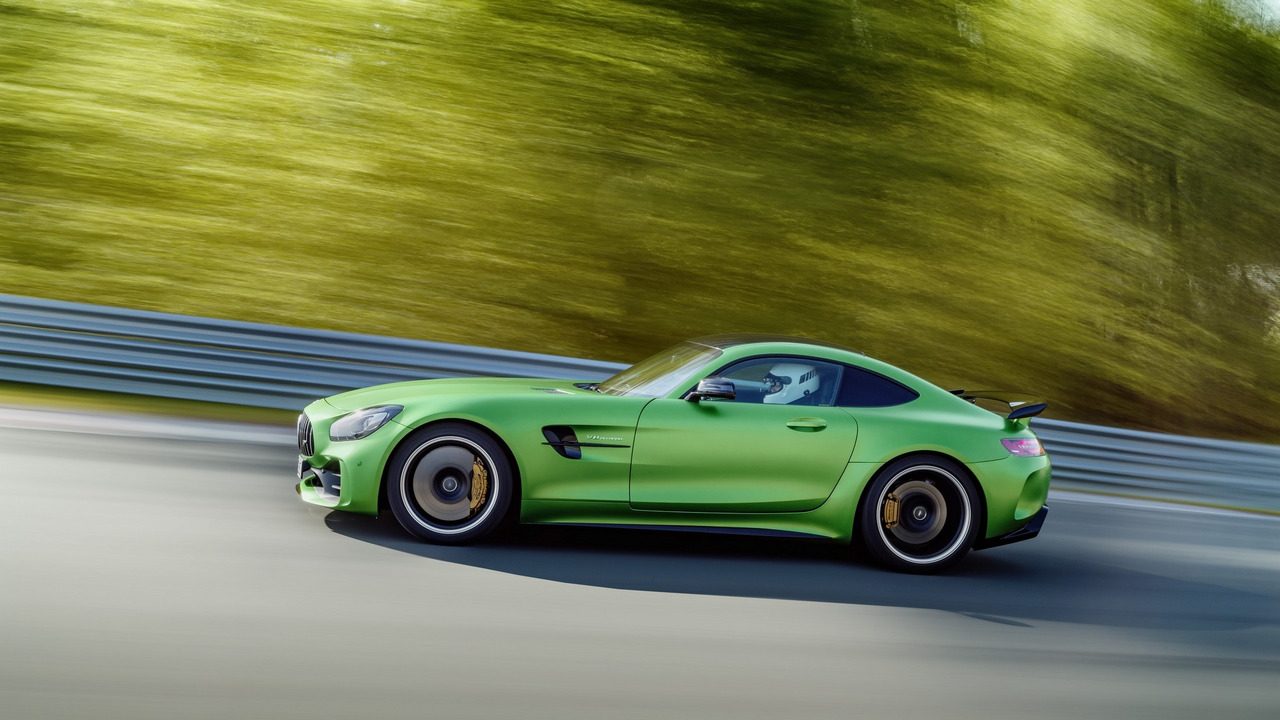 mercedes-amg-gt-r.jpg