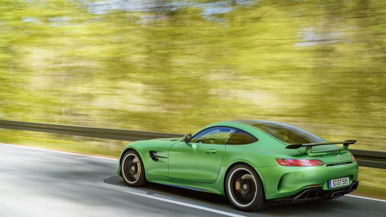 mercedes-amg-gt-r.jpg