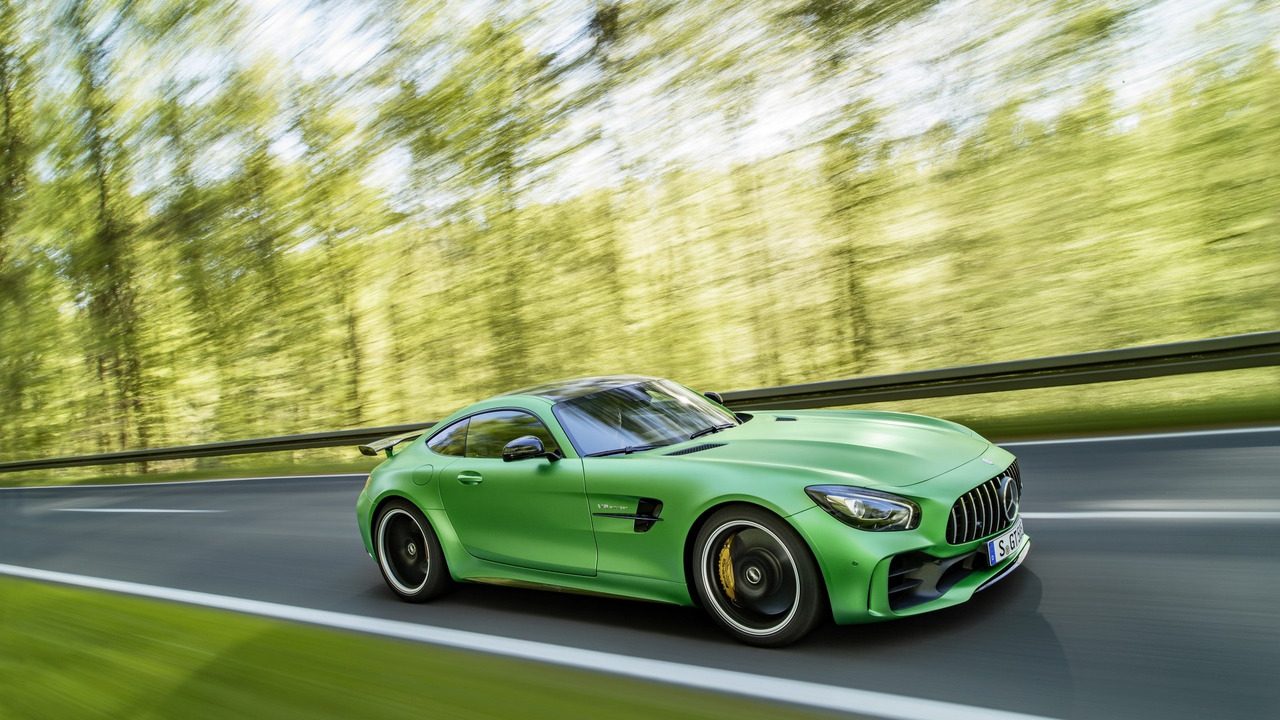 mercedes-amg-gt-r.jpg