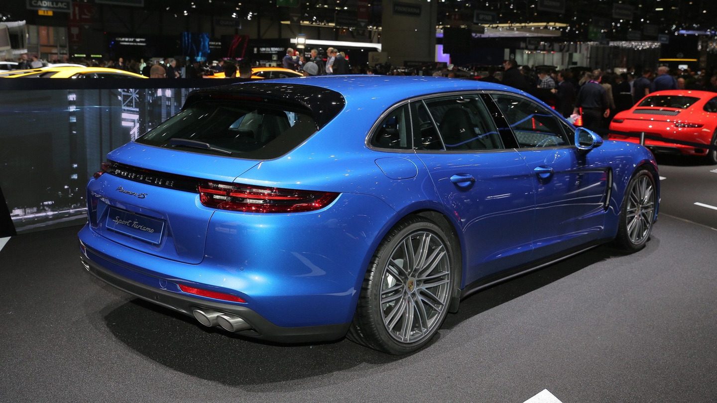 porsche-panamera-sport-turismo-live-geneva.jpg